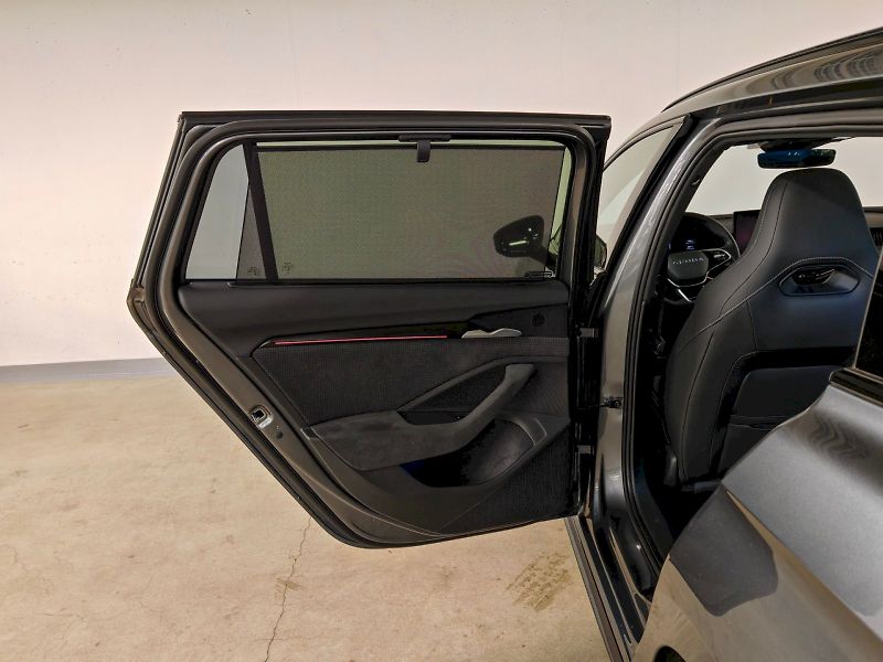 Škoda Superb (2025) Combi iV 1.5 TSI 150 kW DSG Sp - fotka 26 z 35