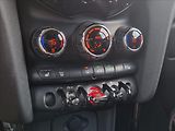 Mini Cooper 1,5 i 100kW LED VÝHŘEV - náhled 21