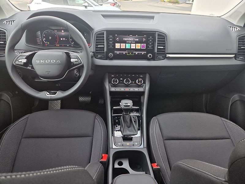 Škoda Karoq Classic 1,5TSI 110kW - fotka 12 z 15