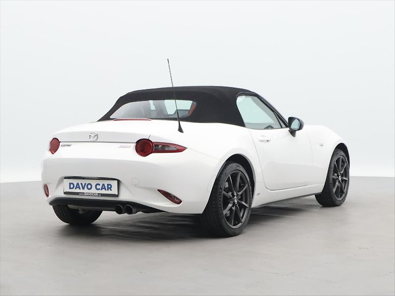 Mazda MX-5 2,0 Skyactiv-G160 118kW Revolu - fotka 7 z 35