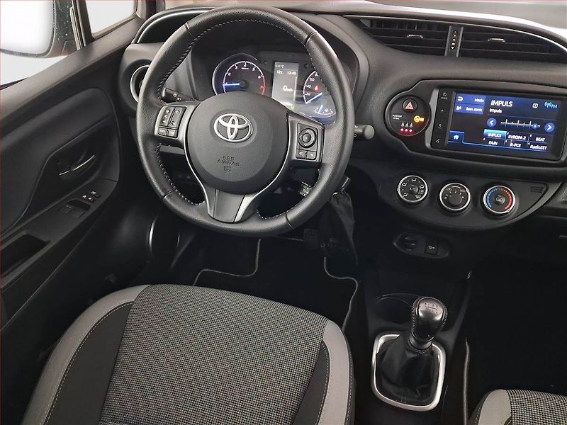 Toyota Yaris (2020) Y20 1.5 Dual VVT-i, ČR,1.maj - fotka 7 z 21