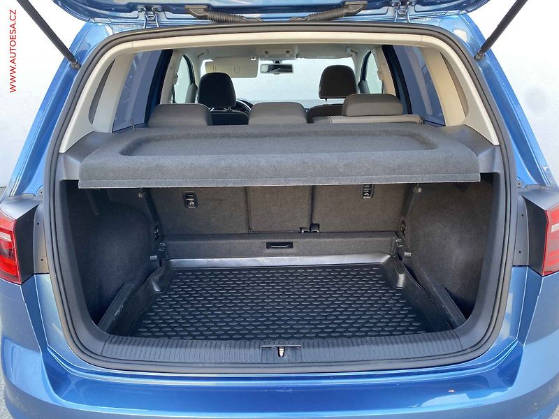 Volkswagen Golf Sportsvan (2014) 2.0 TDi, Highline, DSG - fotka 7 z 18