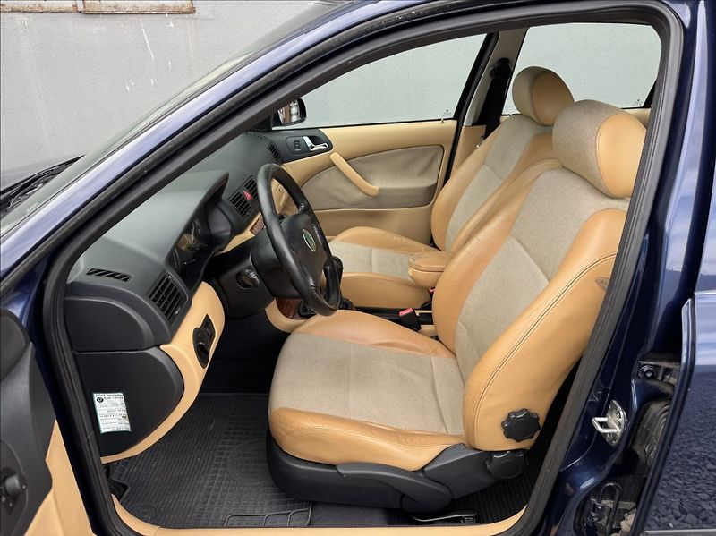 Škoda Octavia 1,9 TDI 81kW ELEGANCE původ ČR - fotka 19 z 48