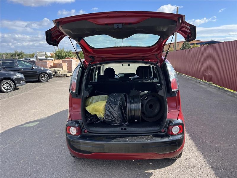 Citroën C3 Picasso 1,4 i KLIMA 4x DISK STK 9/2028 - fotka 29 z 38