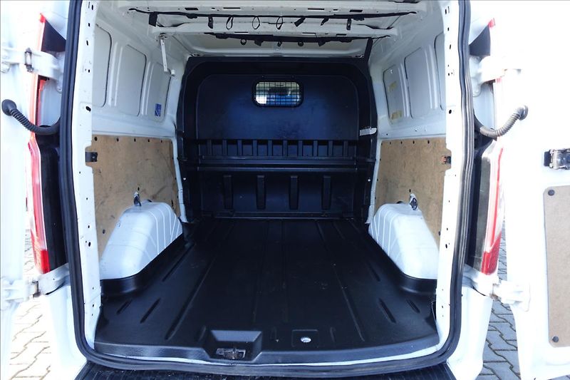 Ford Transit Custom 2,0 TDCI  L2H1 6MÍST KLIMA - fotka 14 z 35