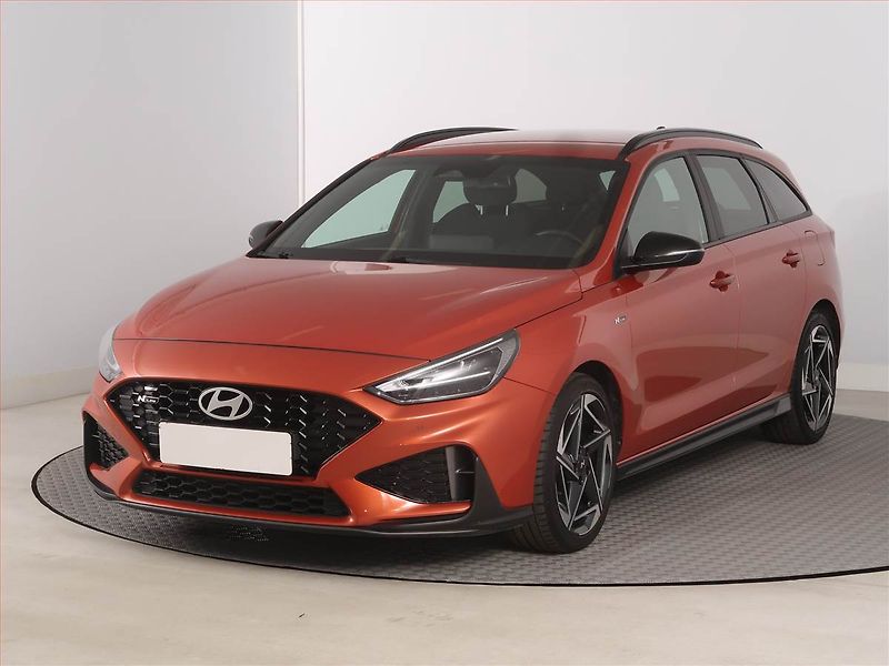 Hyundai i30 (2024) N-Line 1.5 T-GDI MHEV 48V - fotka 2 z 12
