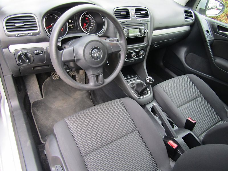 Volkswagen Golf (2010) 1.2 TSI 77kW TOP QUALITY - fotka 13 z 35