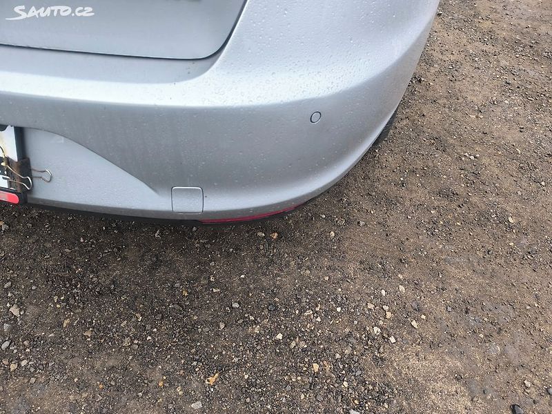 Seat Leon TDI 81KW,110T.KM,KRÁSNÉ,VÝBAVA - fotka 5 z 29