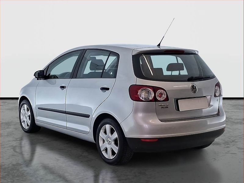 Volkswagen Golf Plus (2007) 1.6, rezervace - fotka 4 z 17