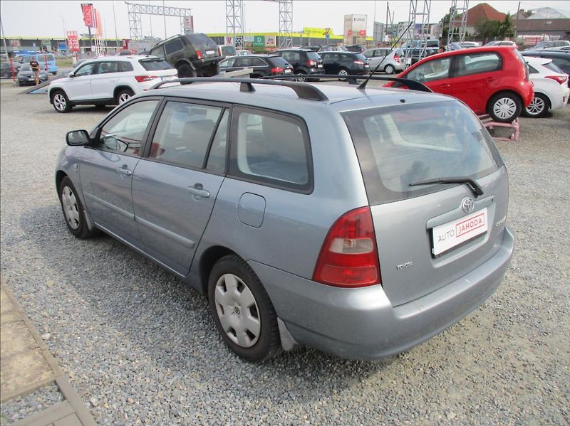 Toyota Corolla 1,4 VVTi, klima, - fotka 6 z 21