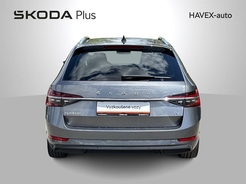 Škoda Superb (2022) Combi 1.5 TSI Style+ - fotka 30 z 30
