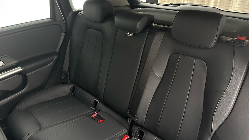 Mercedes-Benz Třídy B 200d AUT Progressive Advanced - fotka 16 z 25
