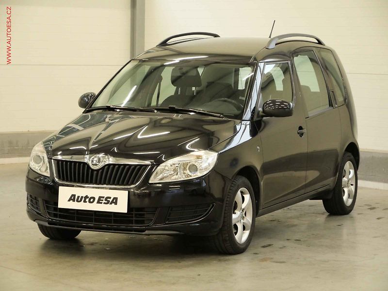 Škoda Roomster (2014) 1.2 TSI, AC, výhřev sed. - fotka 3 z 17