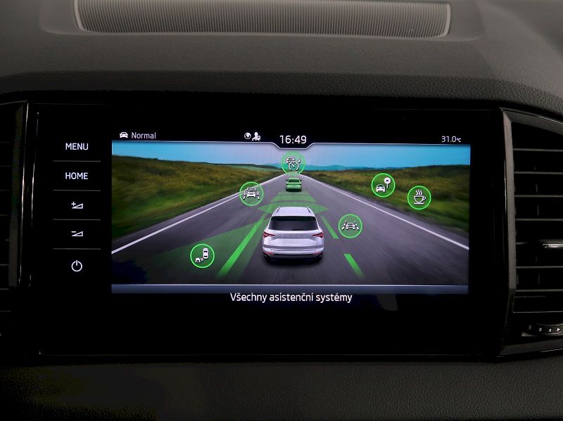 Škoda Karoq (2026) SPORTLINE 1.5TSI 110KW DSG - fotka 28 z 43