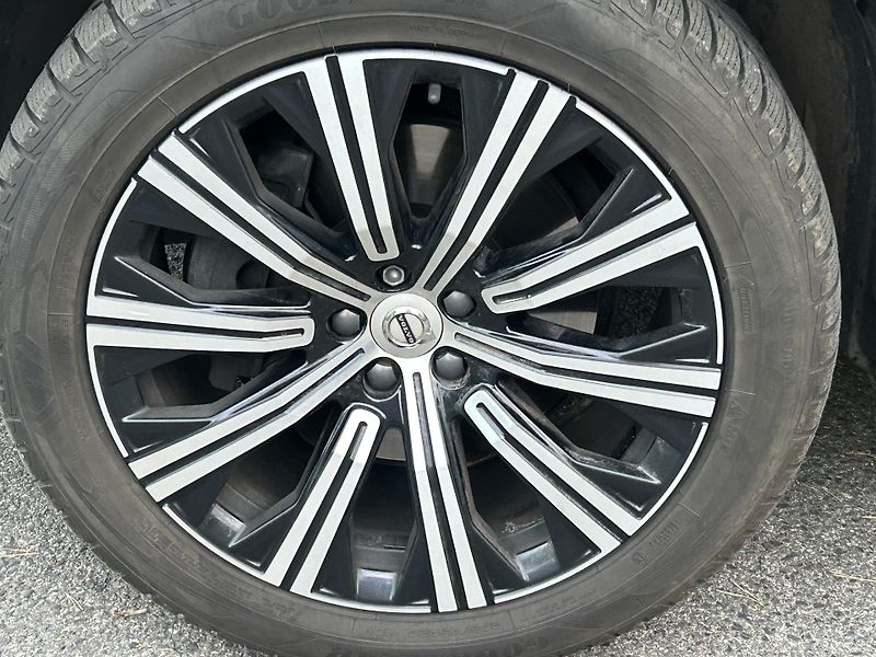 Volvo XC90 (2024) 7 mist TOP VÝBAVA ČR 1.maj DPH - fotka 18 z 44