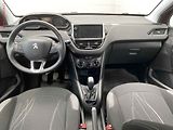 Peugeot 208 (2014) 1.2i, 1.maj,ČR, servis.kniha - náhled 8