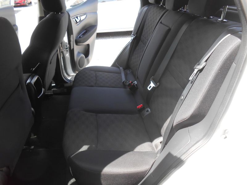 Nissan Qashqai 1.5DCi,LED,KAMERA,PANORAMA - fotka 26 z 49