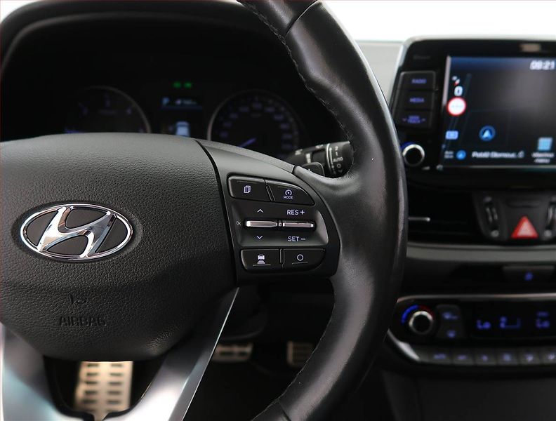 Hyundai i30 (2019) Style 1.6 CRDi, Automat - fotka 20 z 23