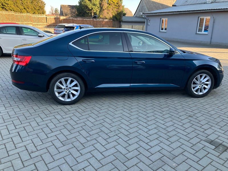 Škoda Superb (2020) IV 1.4PHEV 160 STYLE DSG - fotka 4 z 37