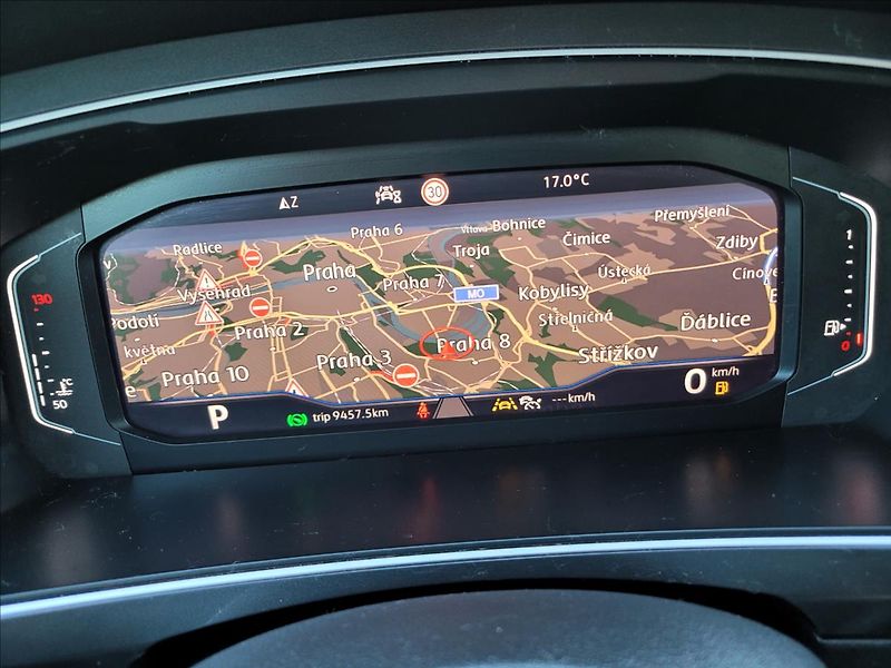 Volkswagen Tiguan 1,5 JIŽ NENÍ AKTUÁLNÍ - fotka 21 z 48