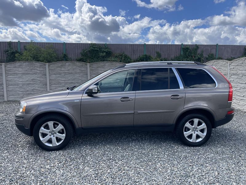 Volvo XC90 2.5TDi D5 200PS AWD R-DESIGN!! - fotka 14 z 180