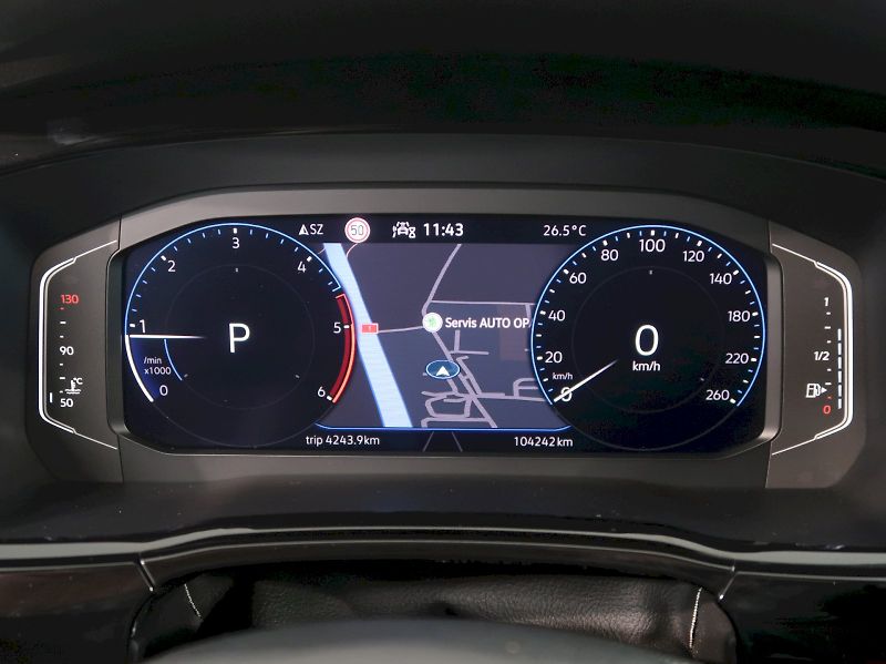 Volkswagen Touran (2023) HIGHLINE 2.0TDI 110KW DSG CZ - fotka 18 z 42