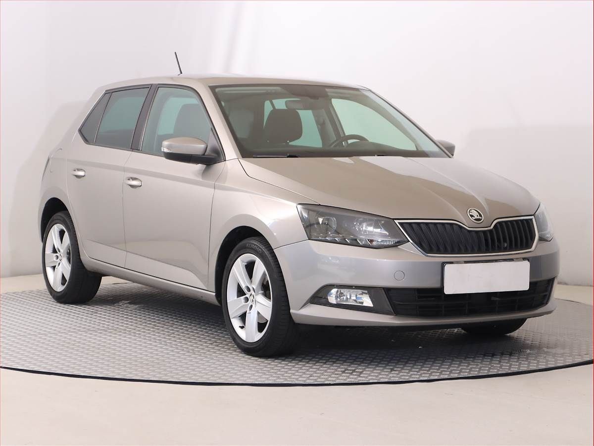 Škoda Fabia 1.0 TSI, Serv.kniha, Tempomat