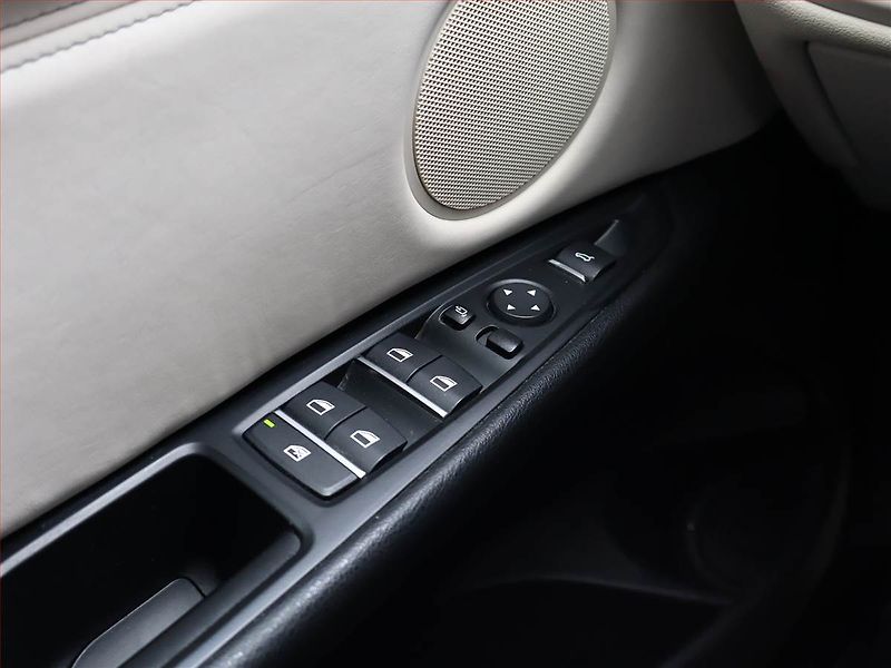 BMW X6 (2016) xDrive30d - fotka 21 z 25