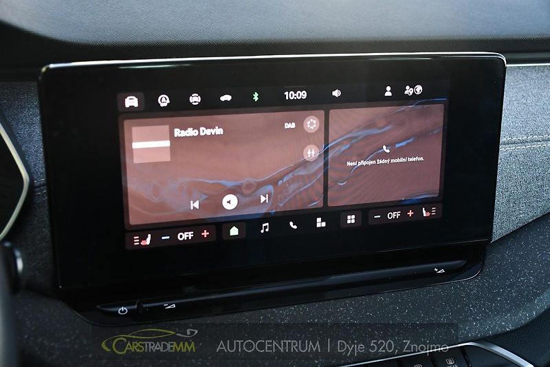 Škoda Octavia 2.0TDi Top Selection DSG ACC  - fotka 32 z 55
