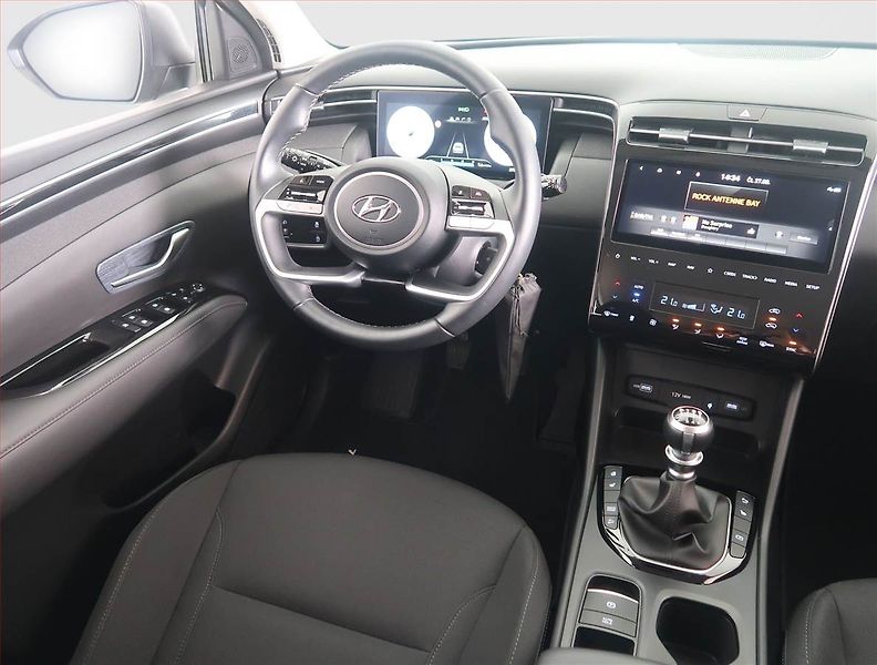 Hyundai Tucson (2023) 1.6 T-GDI 48V MHEV - fotka 7 z 16