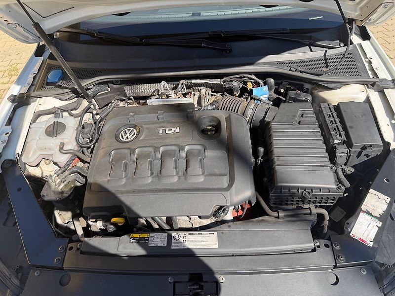 Volkswagen Passat Variant (2016) - fotka 19 z 29