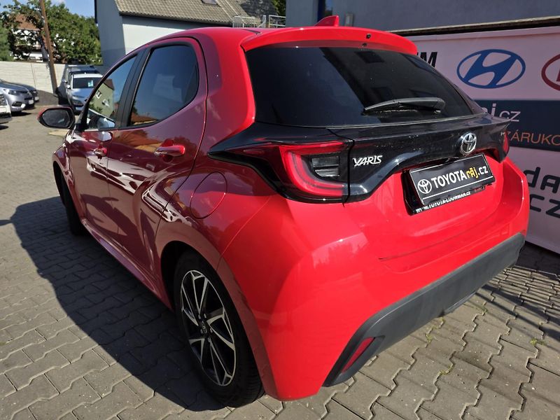Toyota Yaris 1.5-V ZÁRUCE-1.MAJITEL-AUTOMAT - fotka 7 z 11