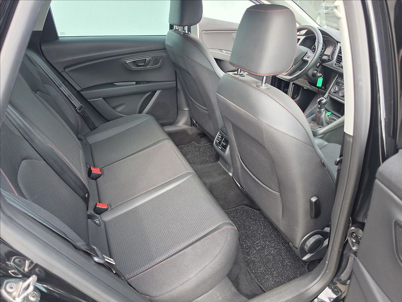 Seat Leon 1,4 TSi 110KW ST FR+ KŮŽE NAVI - fotka 29 z 46