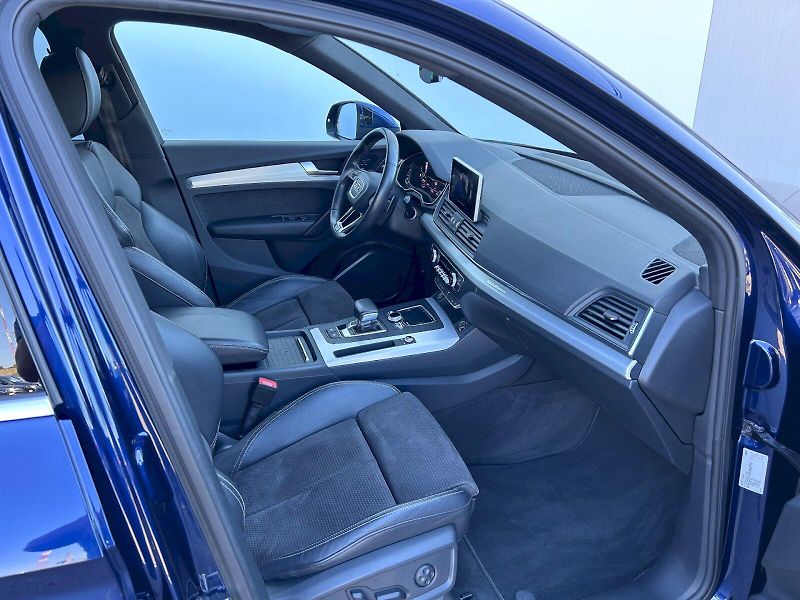Audi Q5 (2019) 3.0 TDI 210kW Quattro S-LINE - fotka 31 z 35