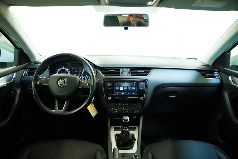 Škoda Octavia - fotka 5 z 22