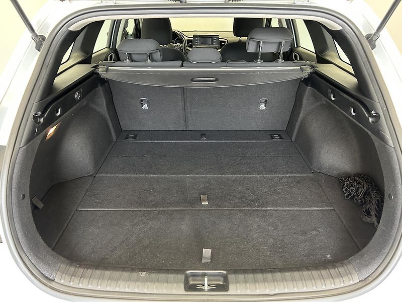 Kia Ceed 1.5 T-GDI Fresh - fotka 19 z 22