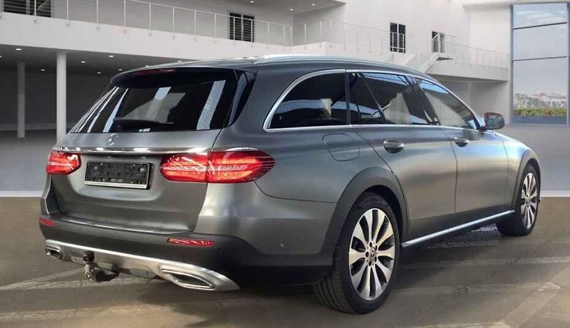 Mercedes-Benz Třídy E (2019) 3.0 /250kW - fotka 3 z 18