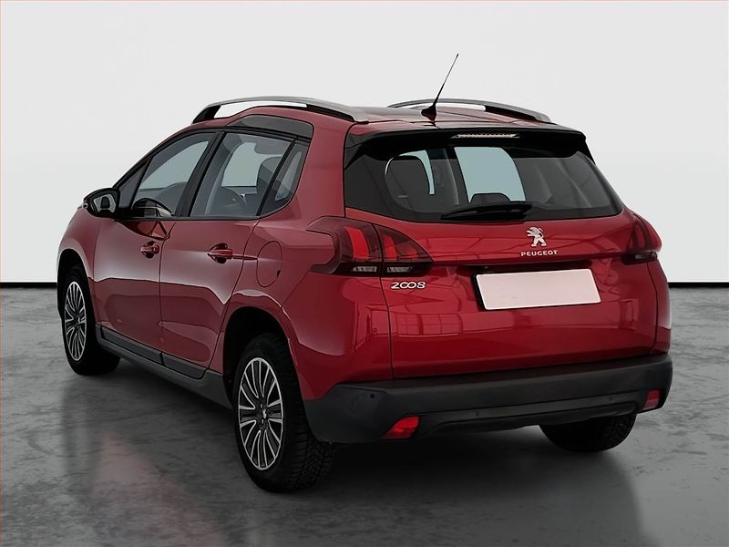Peugeot 2008 (2019) 1.2 PureTech, ČR,1.maj - fotka 4 z 16