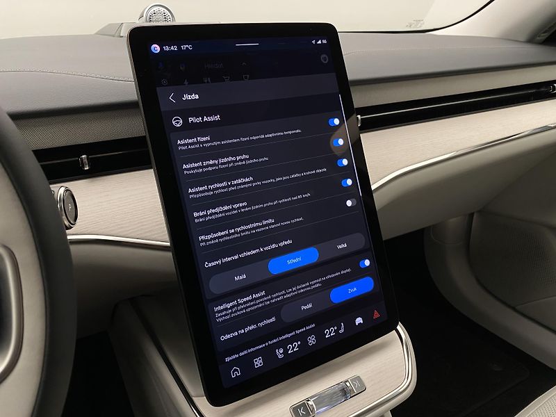 Volvo ES90 (2026) PURE ELECTRIC ULTRA - fotka 49 z 79