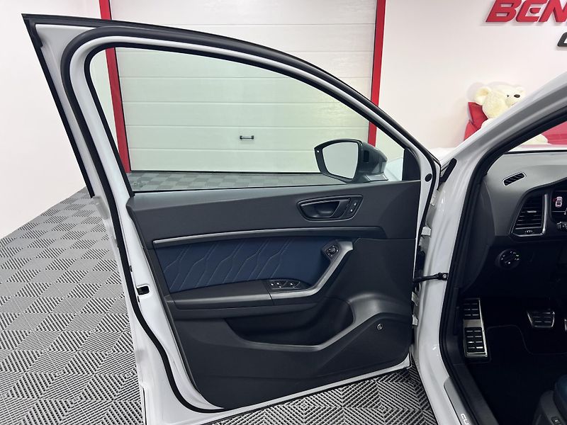 Cupra Ateca 2.0 TSI 265 kW, 4x4, ABT - fotka 15 z 49