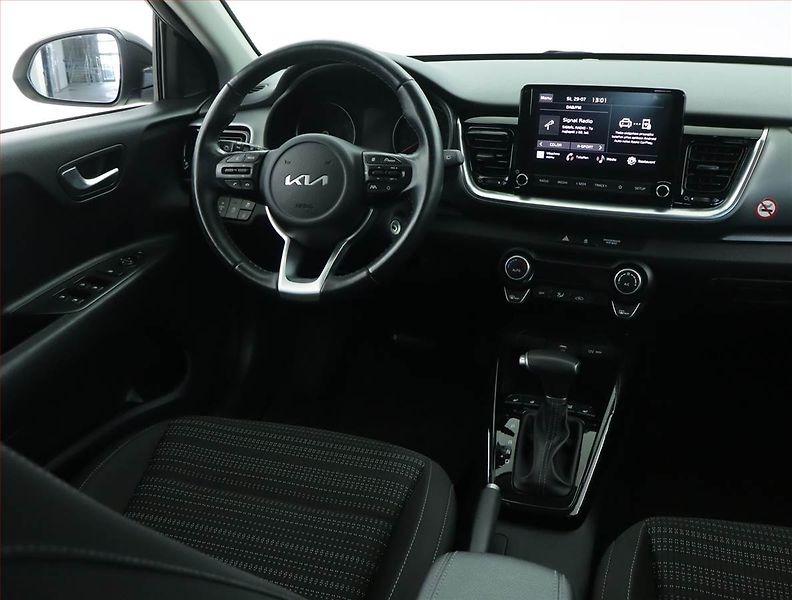 Kia Stonic (2023) Exclusive 1.0 T-GDI, EXCLUSIVE - fotka 7 z 16