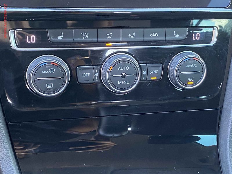 Volkswagen Golf (2019) 1.6TDi, Navi, LED - fotka 14 z 18
