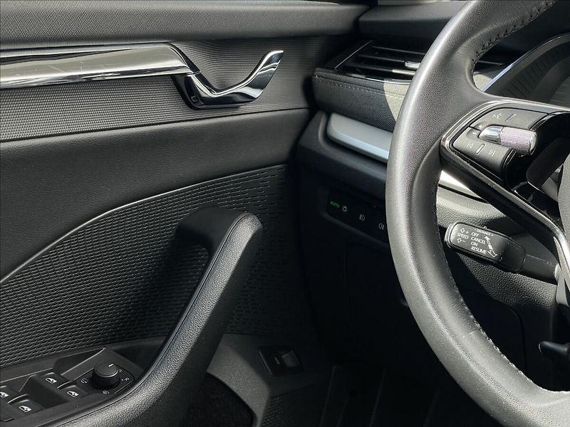 Škoda Octavia 2,0 TDI DSG Style Plus NAVI - fotka 15 z 24