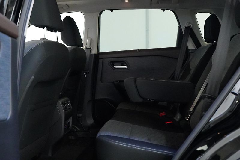Nissan X-Trail - fotka 27 z 29