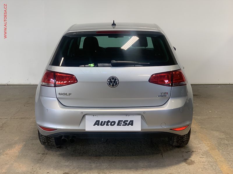 Volkswagen Golf (2014) 1.4 TSi, CUP, park.čidla - fotka 5 z 23