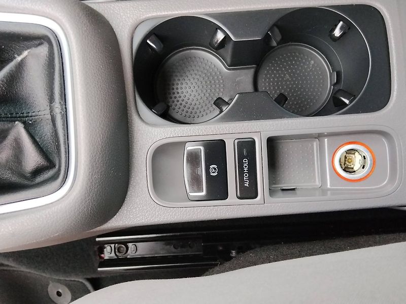 Seat Alhambra (2013) - fotka 29 z 45