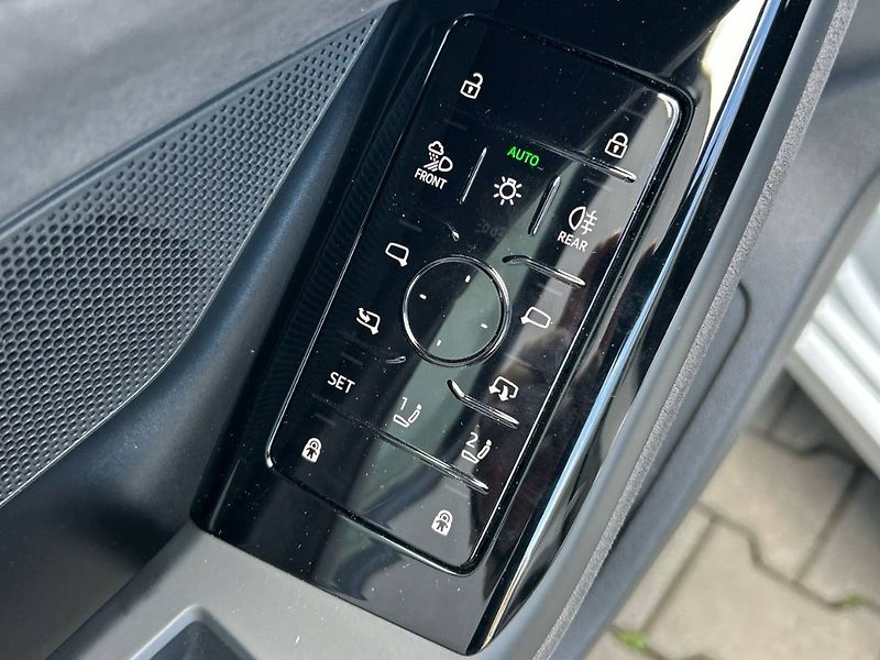 Audi A6 (2025) AVANT E-TRON QUATTRO - fotka 28 z 35