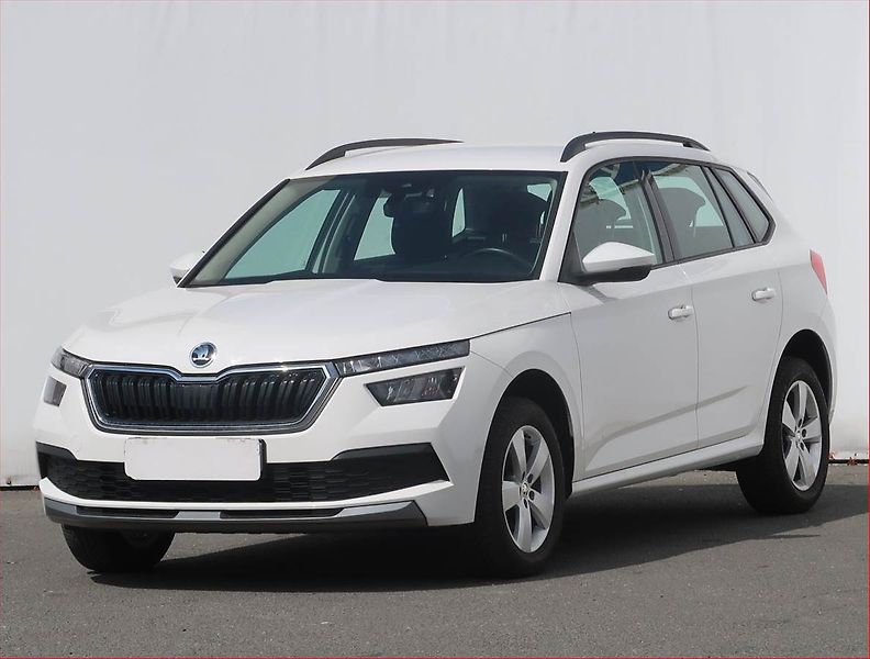 Škoda Kamiq (2023) Ambition 1.0 TSI, Serv.kniha - fotka 2 z 23
