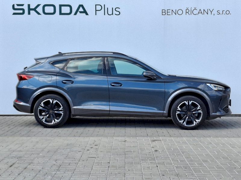 Cupra Formentor (2023) DSG 1,5TSi 110kW - fotka 12 z 35