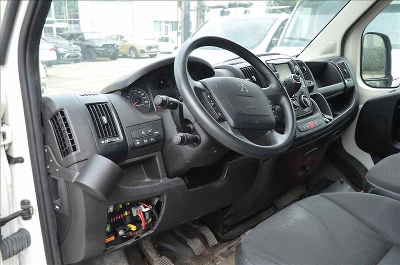 Peugeot Boxer (2020) 2,2 HDI - fotka 11 z 18